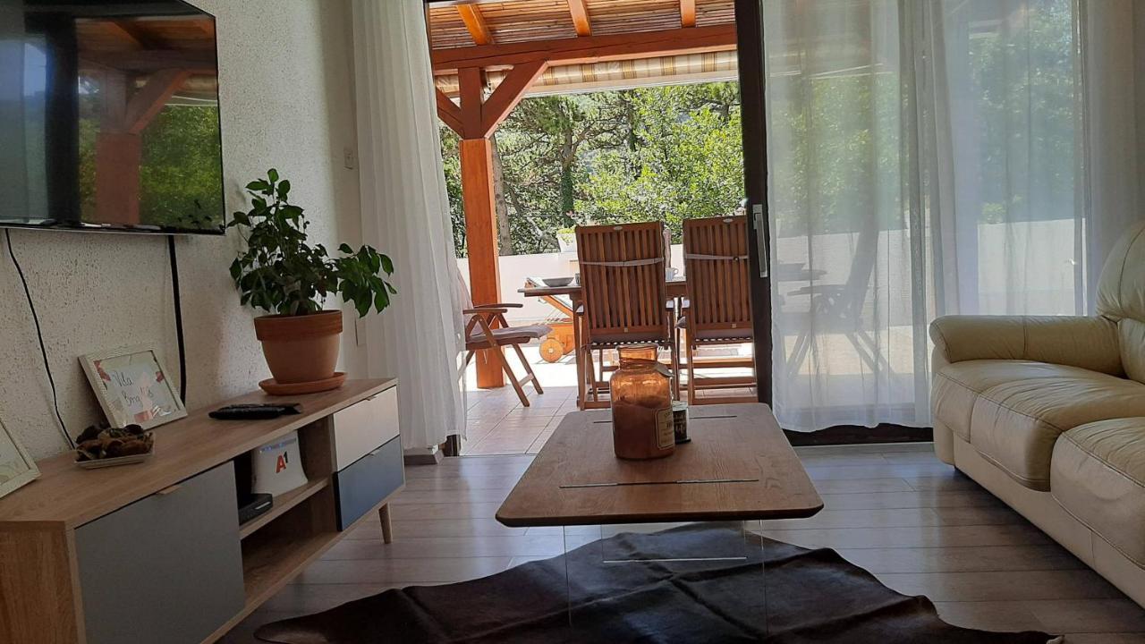 Vila Brig 108 - Private Swimming Pool And Jacuzzi Rijeka Bagian luar foto